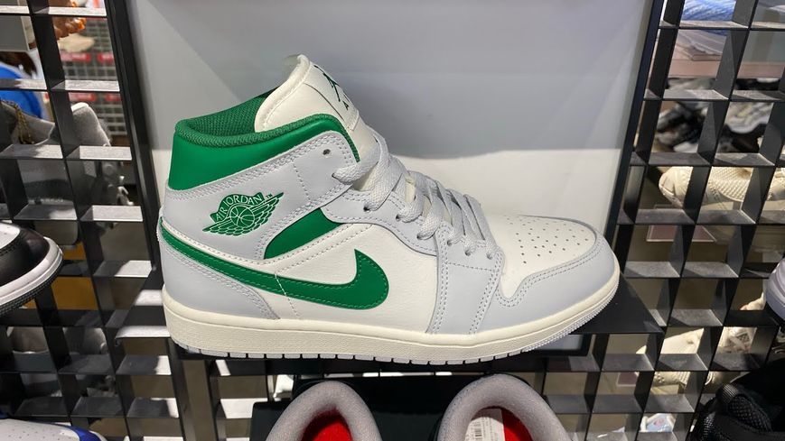 Мужские кроссовки NIKE AIR JORDAN 1 MID (DQ8426-142) DQ8426-142 фото