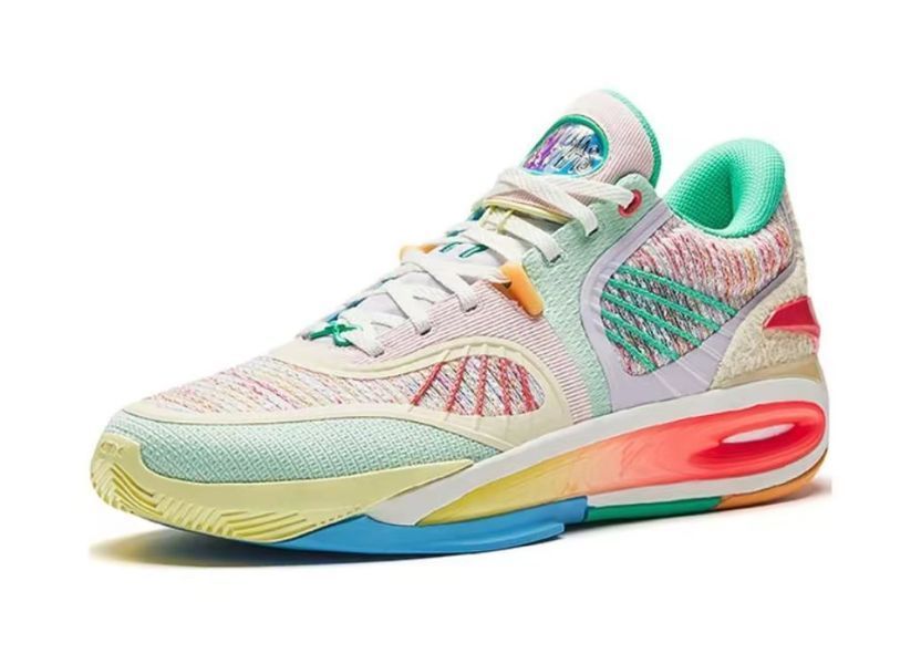 Баскетбольні кросівки ANTA KT10 &ldquo;Christmas&rdquo; Klay Thompson PE 112511101-7 112511101-7 фото