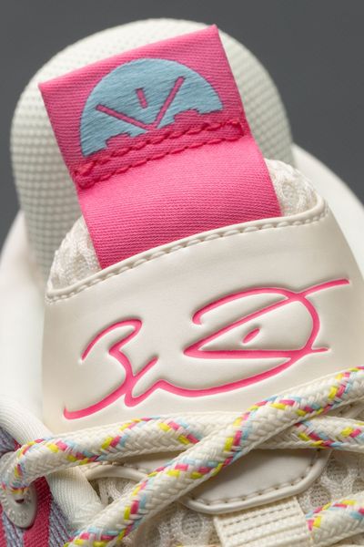 Li-Ning Wade All City 12 'Neon Pink' ABAU023-8