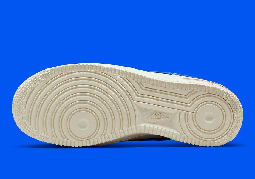 Женские кроссовки Nike Air Force 1 Low LX (DR0148-100) DR0148-171 фото