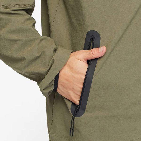 Мужская куртка Nike Tech Woven Full Zip Windrunner HM7151-223 фото