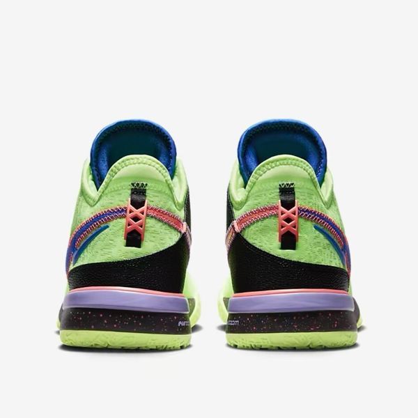 Баскетбольные кроссовки Nike Lebron Nxxt Gen Basketball Shoes Green (DR8784-300) DR8784-300 фото