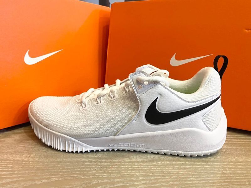Баскетбольные кроссовки Nike Air Zoom Hyperace 2 (AR5281-101) AR5281-101 фото