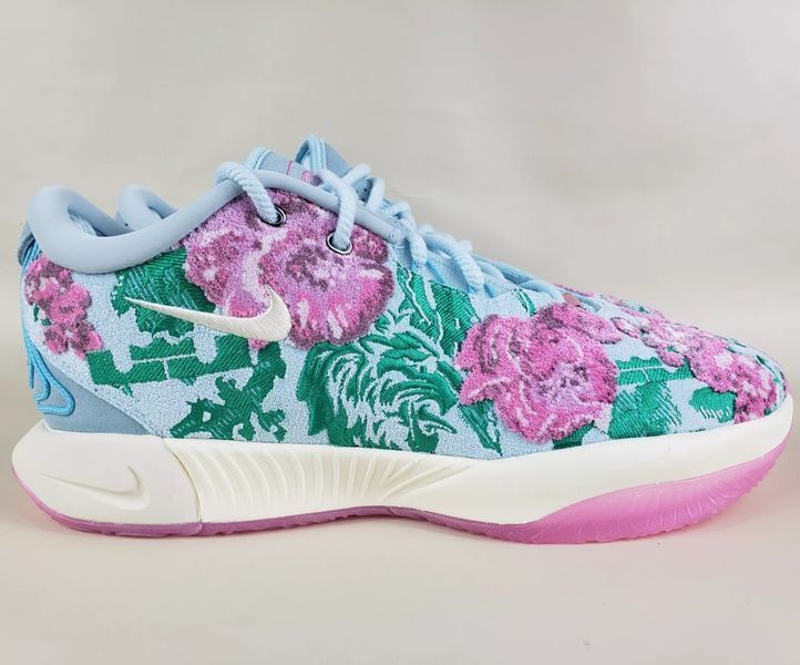 Nike LeBron XXI Premium &ldquo;Grandma&rsquo;s Couch&rdquo; (FV7275-401)