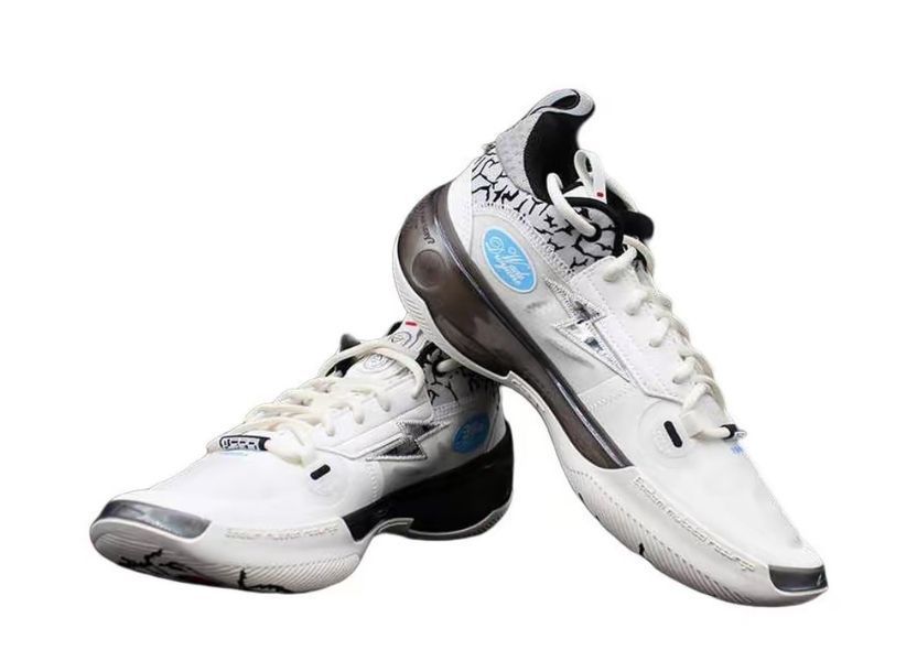 Баскетбольные кроссовки Li-Ning Way of Wade 10 Low "Black Flash" ABAS083-18 ABAS083-18 фото