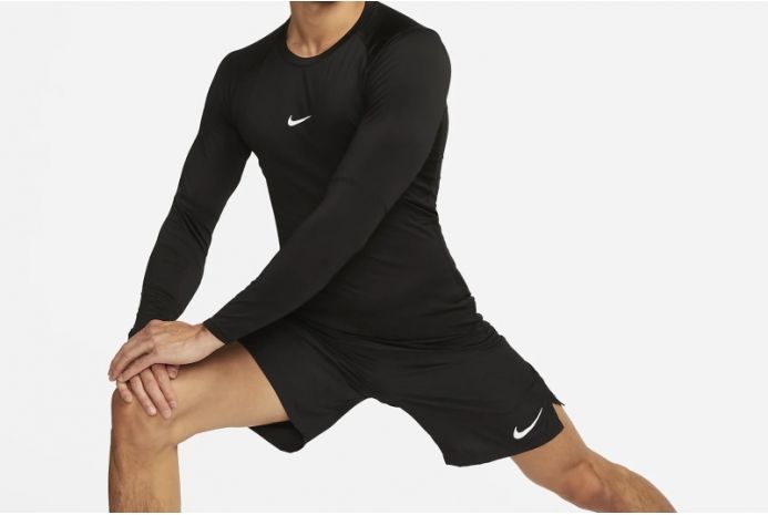 Термобелье мужское Nike Pro Dri-Fit Tight Top (FB7919-010) FB7919-010 фото