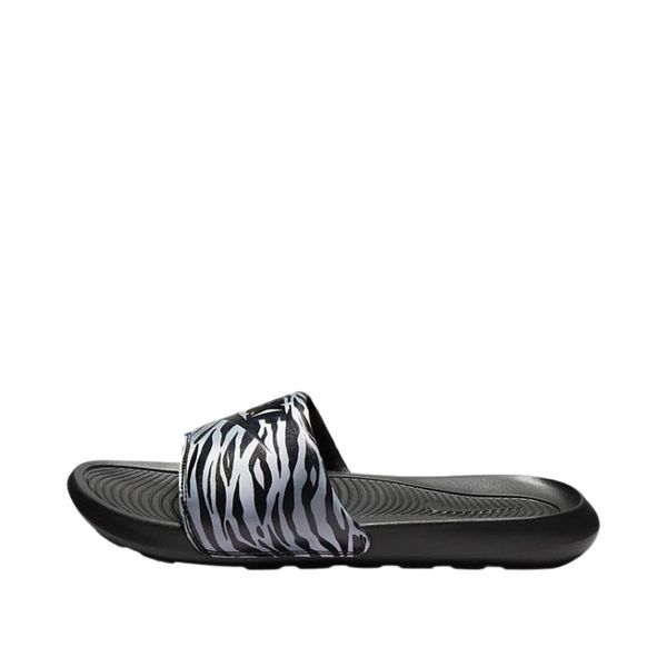 W NIKE VICTORI ONE SLIDE PRINT(CN9676-011) CN9676-011 фото