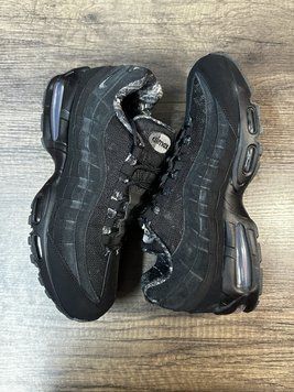 Чоловічі кросівки Nike Air Max 95 (IQ0302-010) IQ0302-010 фото