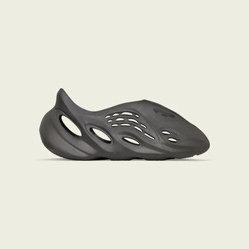 Чоловічі кросівки Adidas Yeezy Foam Runner Carbon (IG5349) IG5349 фото