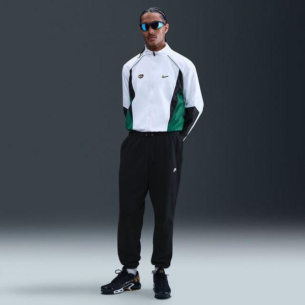 Мужские брюки Nike Club Cuffed Brushed Fleece Black FN3808-010 S FN3808-010 фото