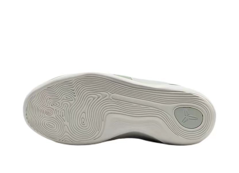 Nike Kobe 9 Low EM GS "Light Silver"